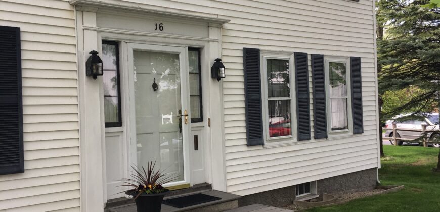 16 Spring St, Kennebunkport – Year Round Duplex Apartment