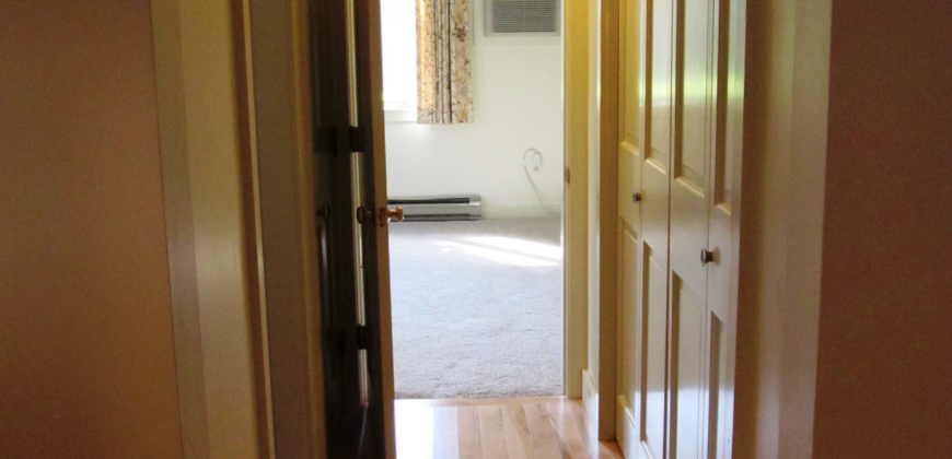 17 Wonderbrook Dr, Kennebunk – YEAR ROUND RENTAL