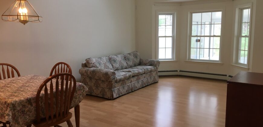 24 Winchester Court, Kennebunk – Year Round Rental