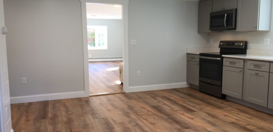 95 Western Ave, Kennebunk – Year Round Apartment