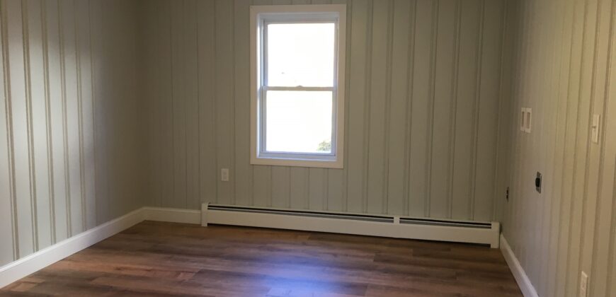 95 Western Ave, Kennebunk – Year Round Apartment