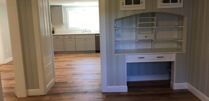 95 Western Ave, Kennebunk – Year Round Apartment