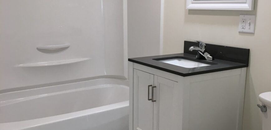 95 Western Ave, Kennebunk – Year Round Apartment