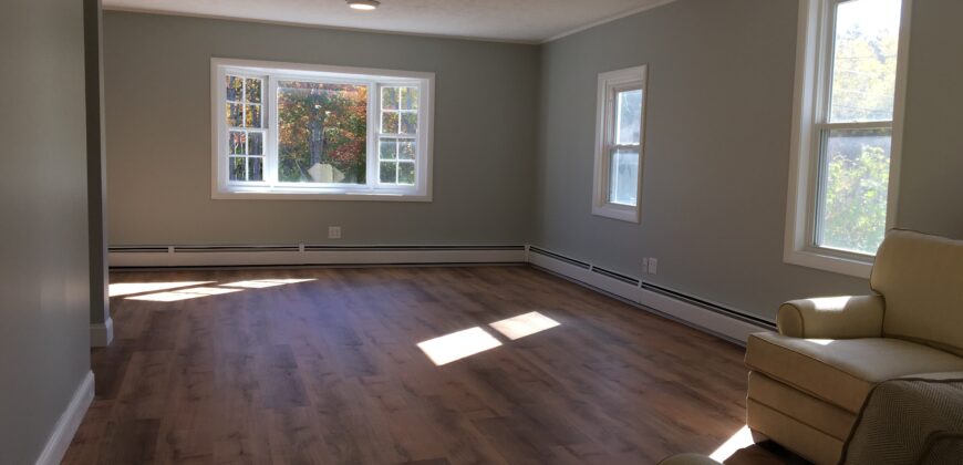 95 Western Ave, Kennebunk – Year Round Apartment