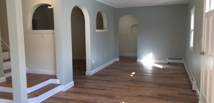 95 Western Ave, Kennebunk – Year Round Apartment