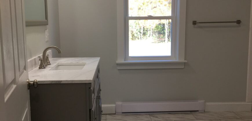 95 Western Ave, Kennebunk – Year Round Apartment
