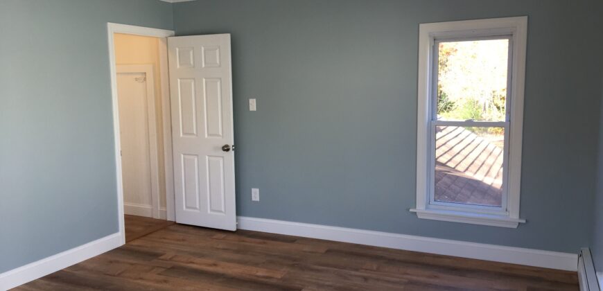 95 Western Ave, Kennebunk – Year Round Apartment