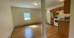 95 Western Ave, Unit B, Kennebunk – Year Round Apartment