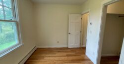 95 Western Ave, Unit B, Kennebunk – Year Round Apartment