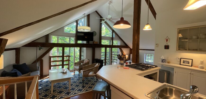 14 Brown St, Kennebunk – YEAR ROUND Barn Loft Studio Apartment