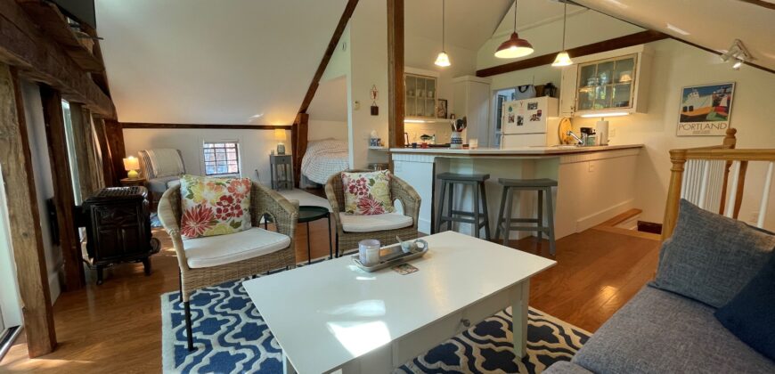 14 Brown St, Kennebunk – YEAR ROUND Barn Loft Studio Apartment