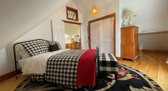 2 Elm St, Apt 3, Kennebunkport – YEAR ROUND RENTAL (Apartment)