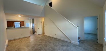 8 Cheshire Meadows, Kennebunk – YEAR ROUND RENTAL (CONDO)