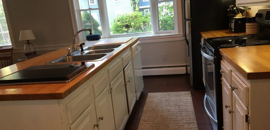 20 North St, Kennebunkport – 6 Month Winter Rental