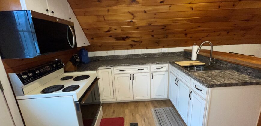 8 Tow Truck Way, APT, Kennebunk – YEAR ROUND RENTAL