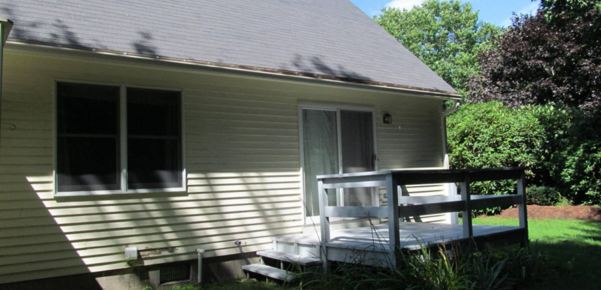 2 Chickadee Lane, Kennebunk – YEAR ROUND RENTAL