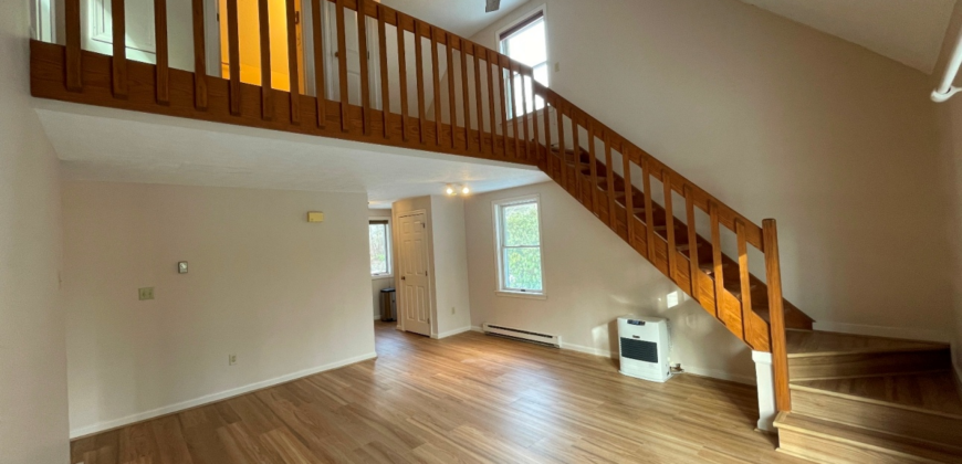 2 Chickadee Lane, Kennebunk – YEAR ROUND RENTAL